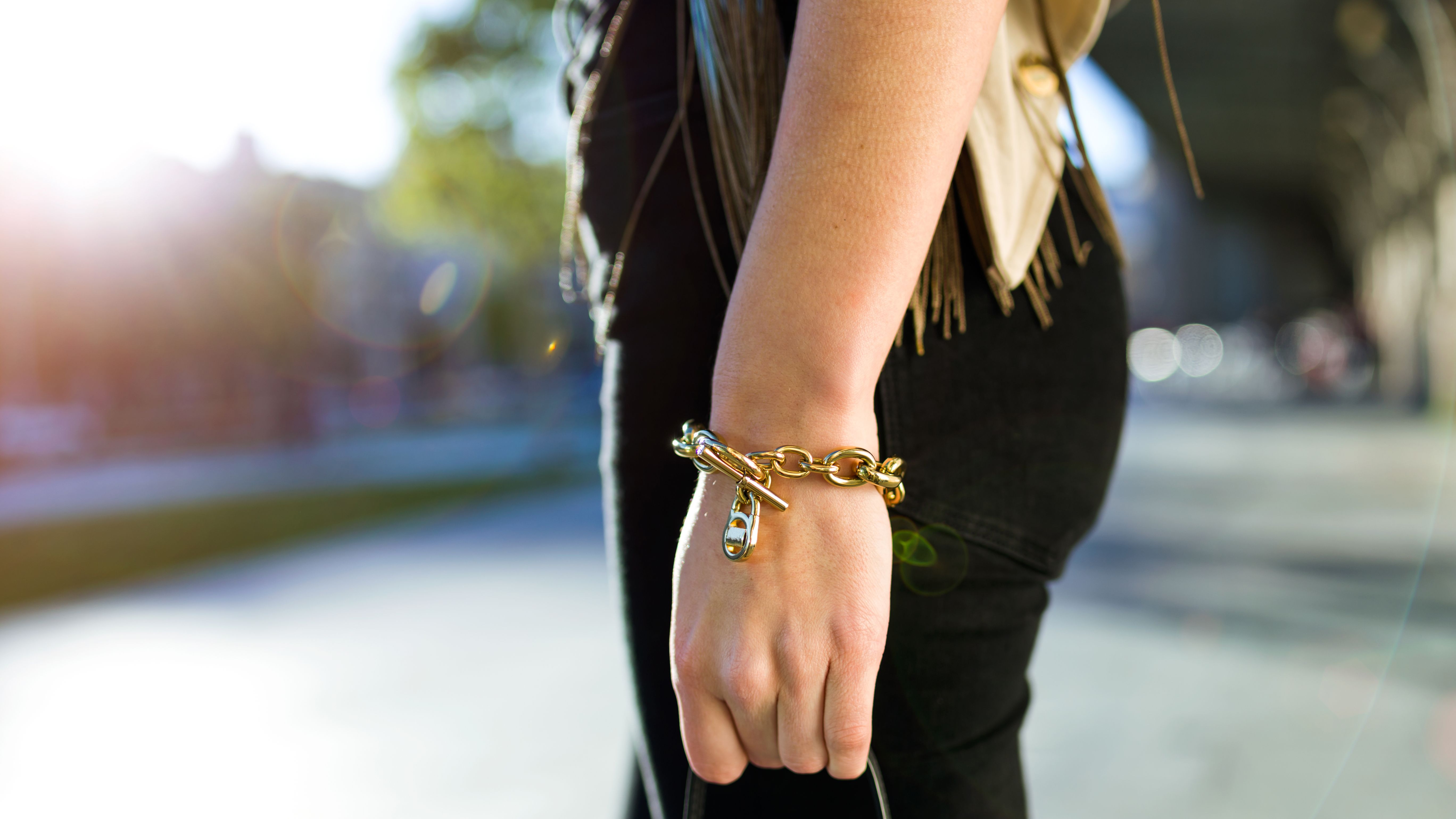 Aurul ca activ complet: Strategia de a cumpăra, păstra și crește valoarea bijuteriilor în 2025