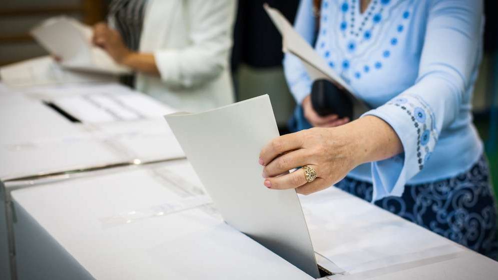 Țuțuianu: În Registrul Electoral ar putea fi mii de persoane decedate care nu au fost scoase de pe liste