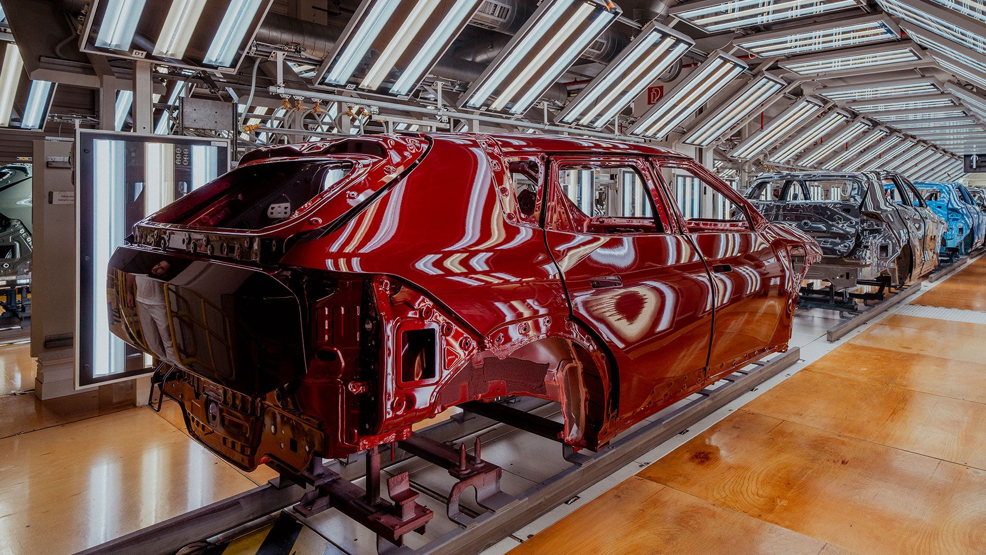 Kia începe producția primului model asamblat în Europa. Cât costă Kia EV4