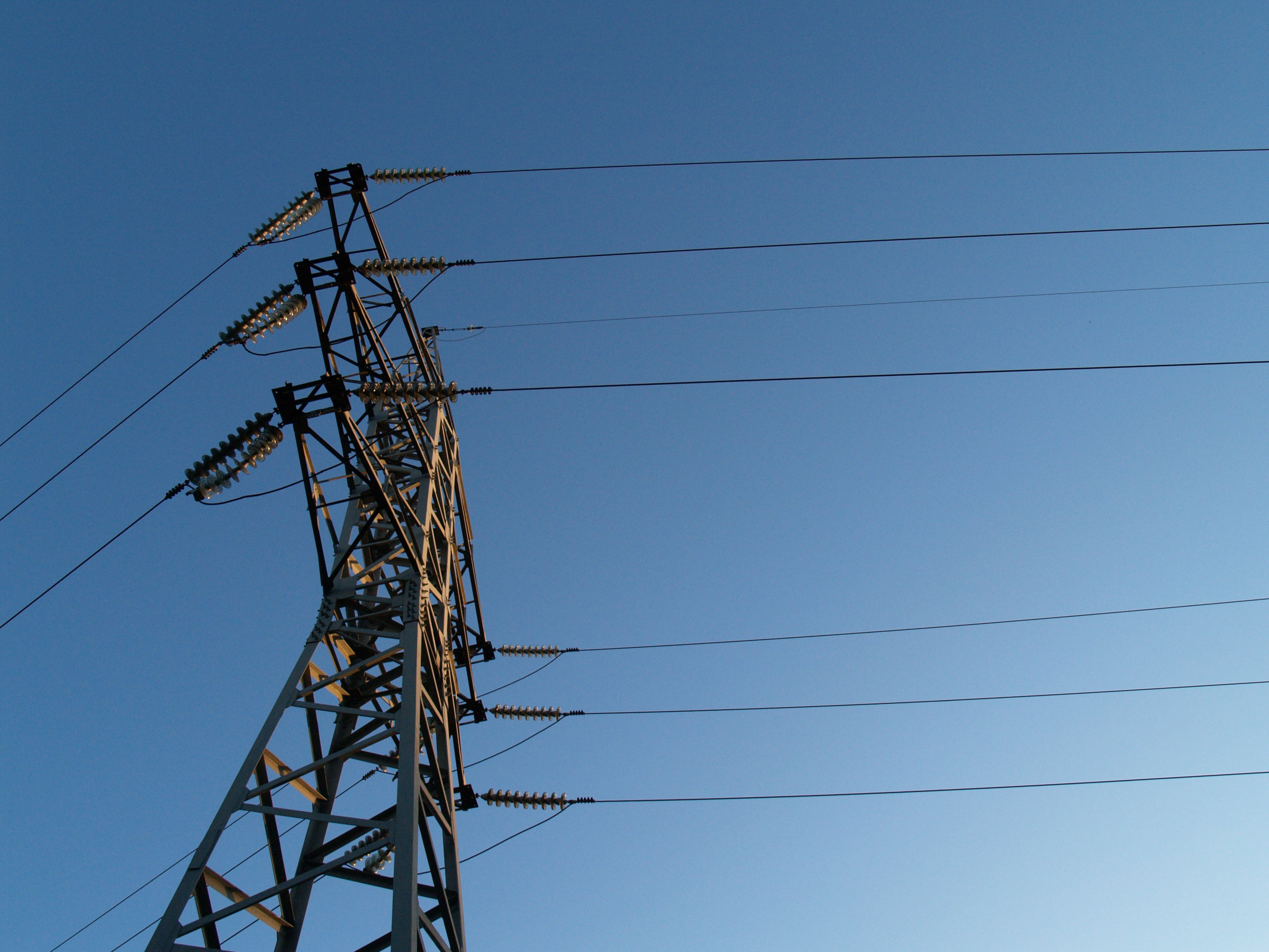 ANALIZĂ: Bulgaria este lider mondial la stocarea energiei în baterii
