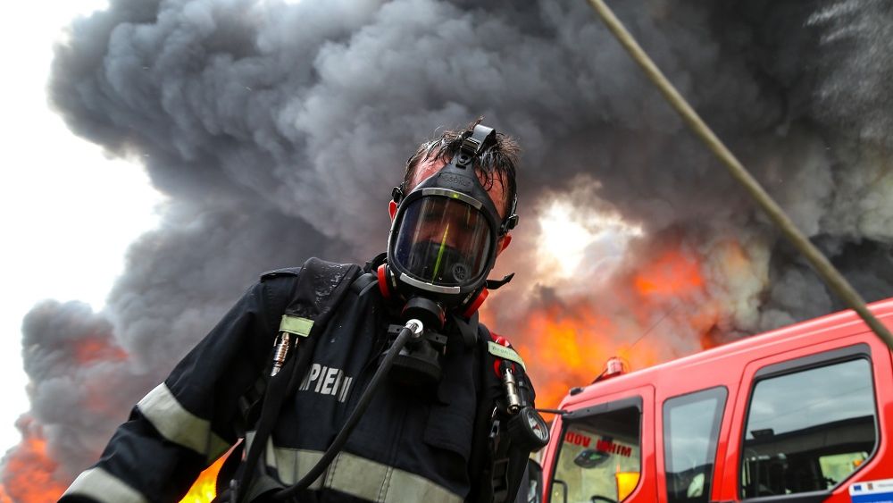 Incendiu la un magazin de pe Şoseaua Virtuţii, din sectorul 6 din Capitală