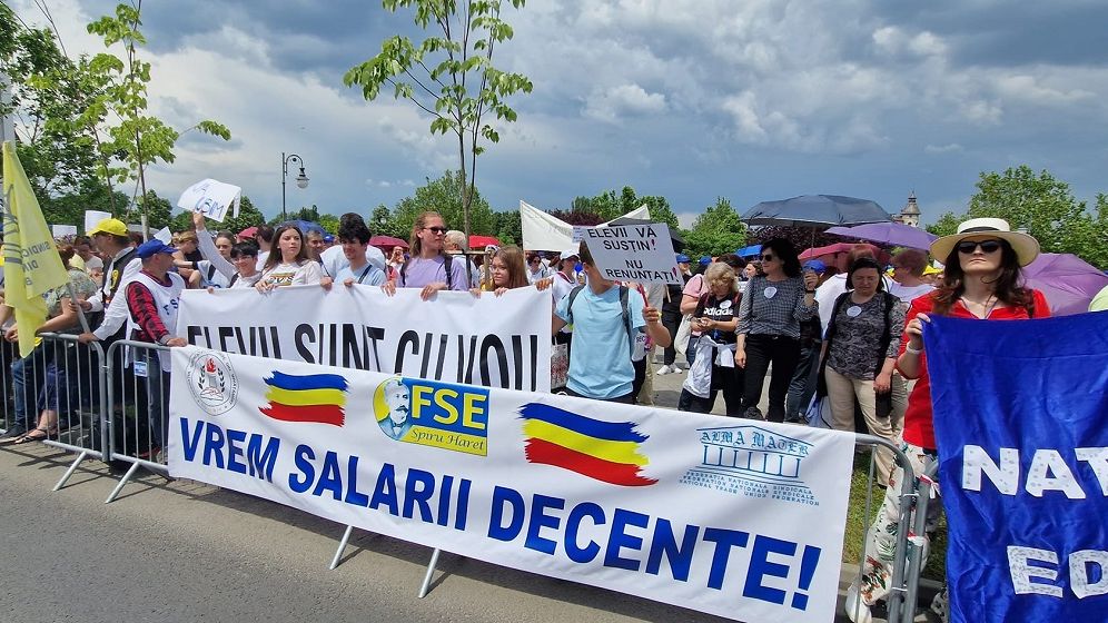 Greva din educație continuă | Sindicaliști: Nu ne-ați convins că, după încheierea grevei, veți investi cu adevărat în acest domeniu