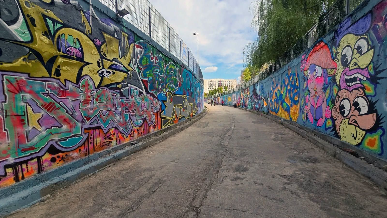 Festival de graffiti în București: când și unde vor picta live cei peste 100 de artiști