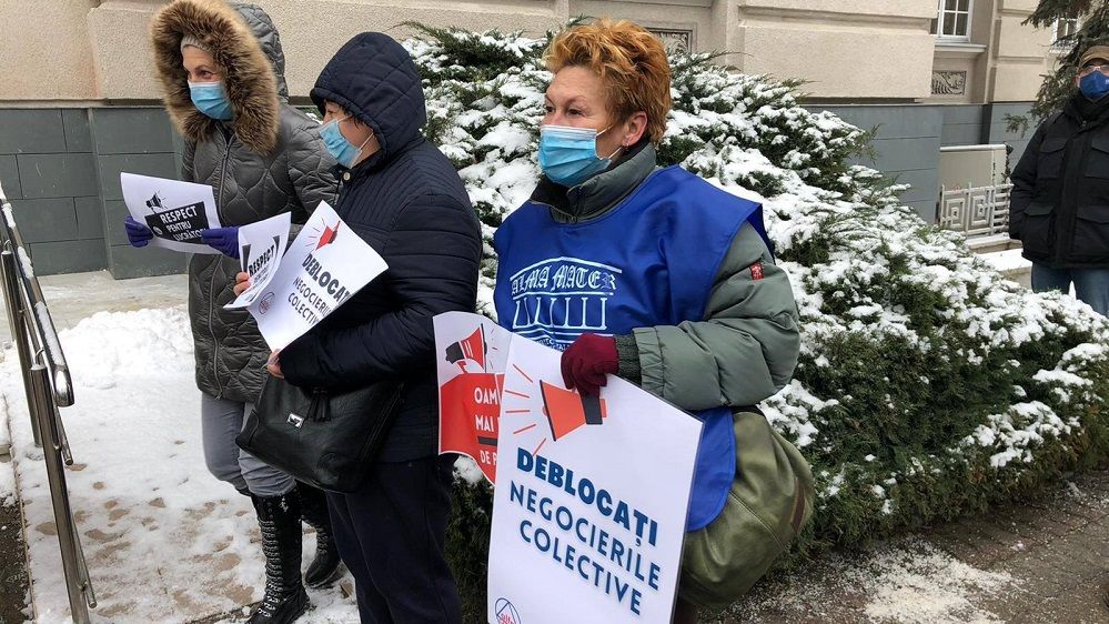 Proteste la Ministerul Justiției și Ministerul Finanțelor Publice