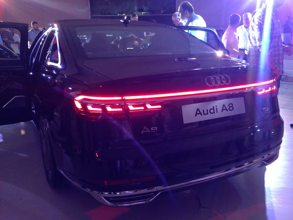 Audi A8 - Imagine 2