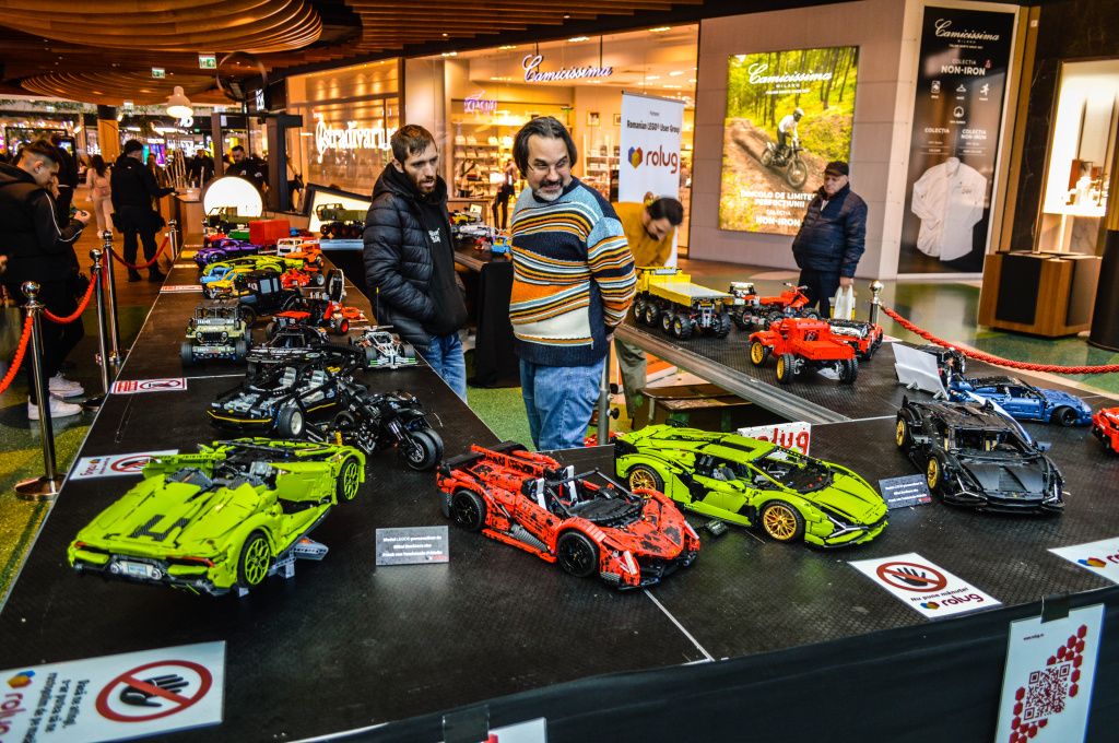 GALERIE FOTO | Replică de Lamborghini făcută din 400.000 de piese Lego - Imagine 21