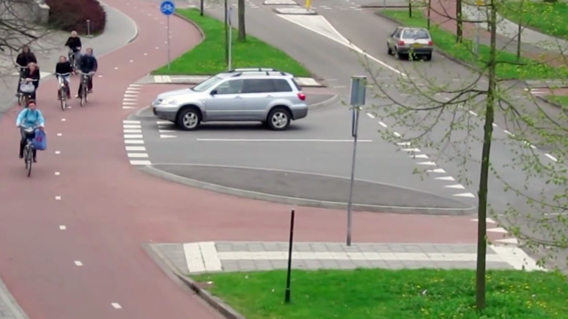 Cum au gandit olandezii infrastructura pentru a determina populatia sa renunte la masini si sa foloseasca biciclete