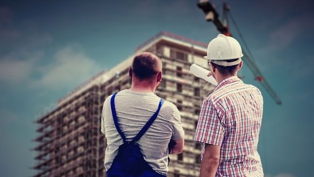 Importul de angajati straini, o posibila solutie pentru criza de pe piata muncii din Romania?