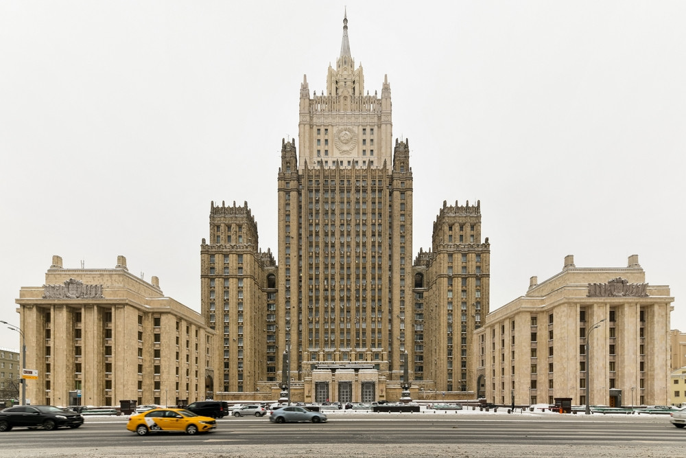 Rusia închide Consulatul României de la Sankt Petersburg și expulzează un diplomat român. Reacția MAE
