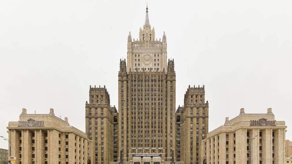 Rusia închide Consulatul României de la Sankt Petersburg și expulzează un diplomat român. Reacția MAE