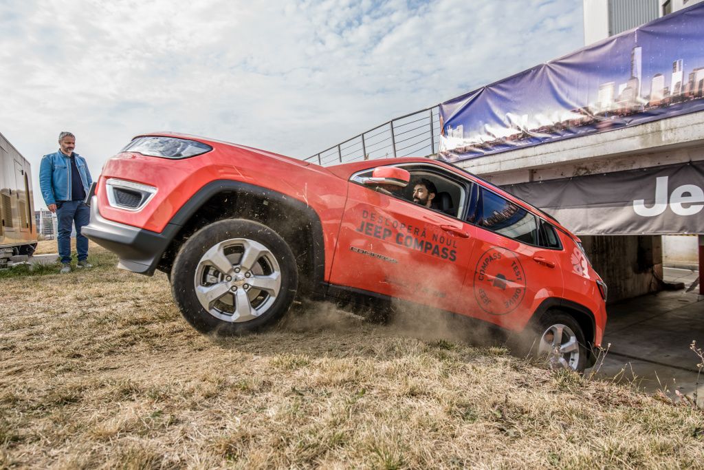 Jeep Compass - Imagine 9