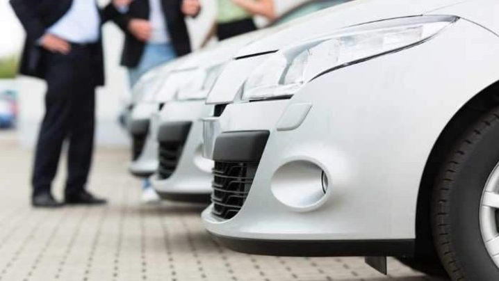  Înmatriculările de autoturisme noi în România au scăzut cu 40% în primele 2 luni