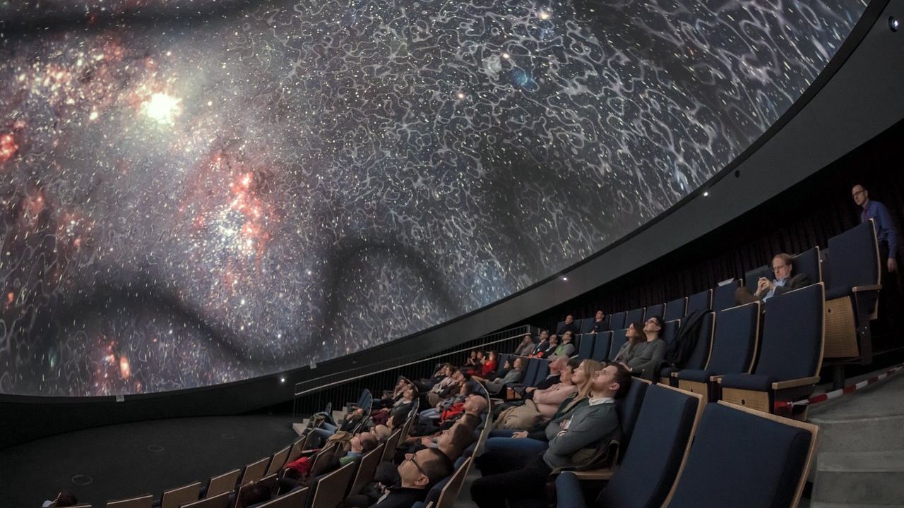 Cel mai mare planetariu din Romania, inaugurat in salina Slanic Prahova. Investitie de peste 2 milioane de lei