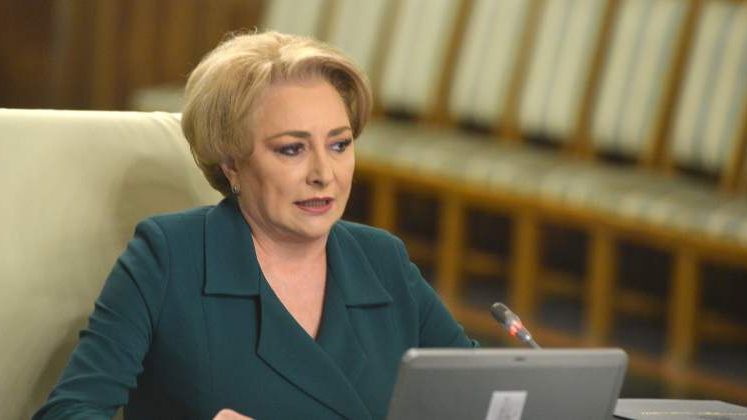 Viorica Dancila, declaratie de presa alaturi de Jean-Claude Juncker: Sa fie ridicat MCV