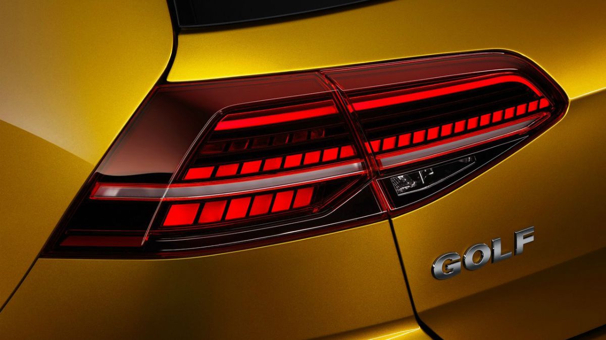 Galerie foto. Cum arata noul Golf 8 si cand il poti conduce