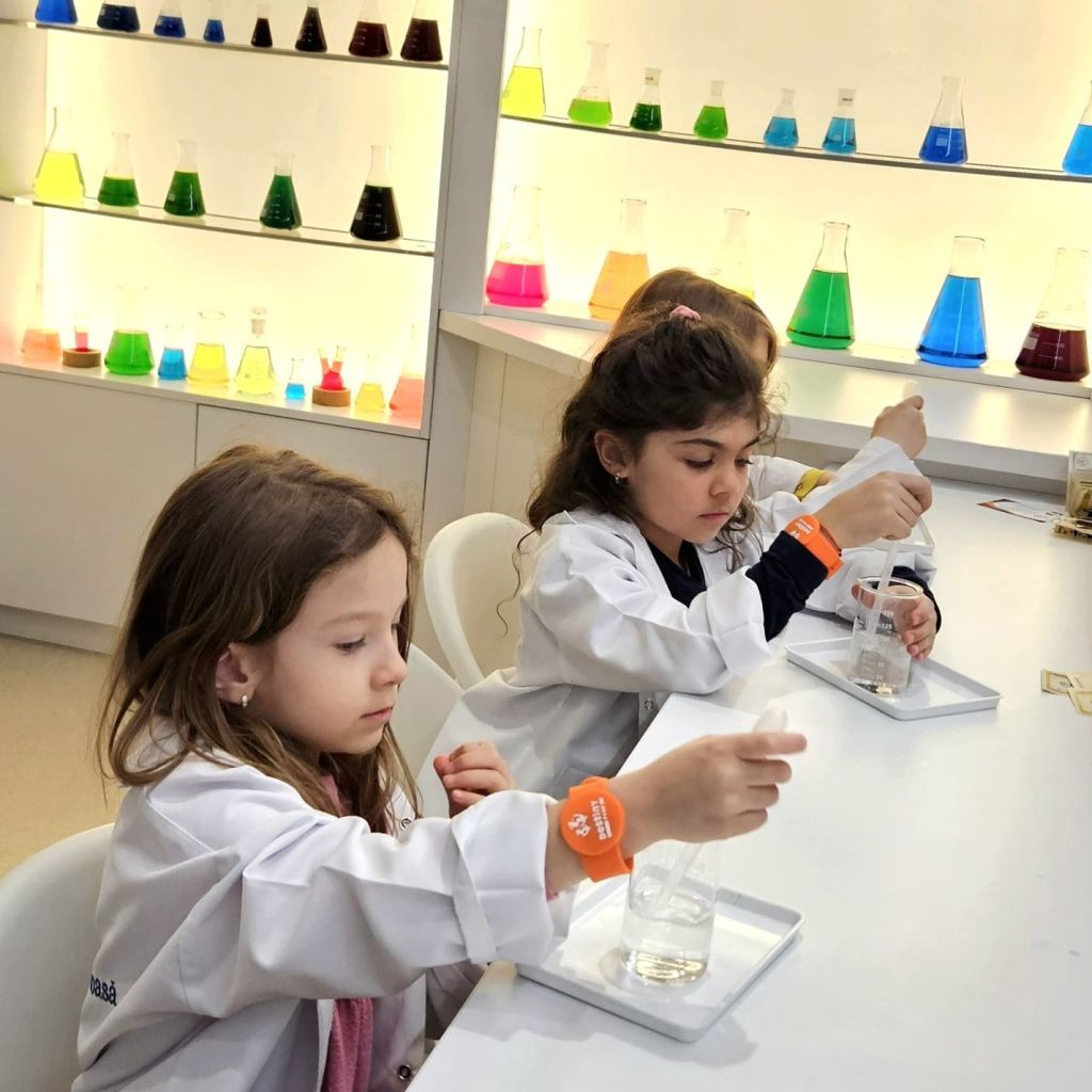 [GALERIE FOTO] "žCe vrei să te faci când o să fii mare?" Povestea Destiny Park, locul în care - Imagine 2