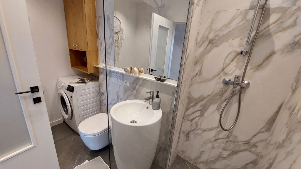 Cum arată o baie de 7.000 de euro și de ce costă atât - Imagine 1