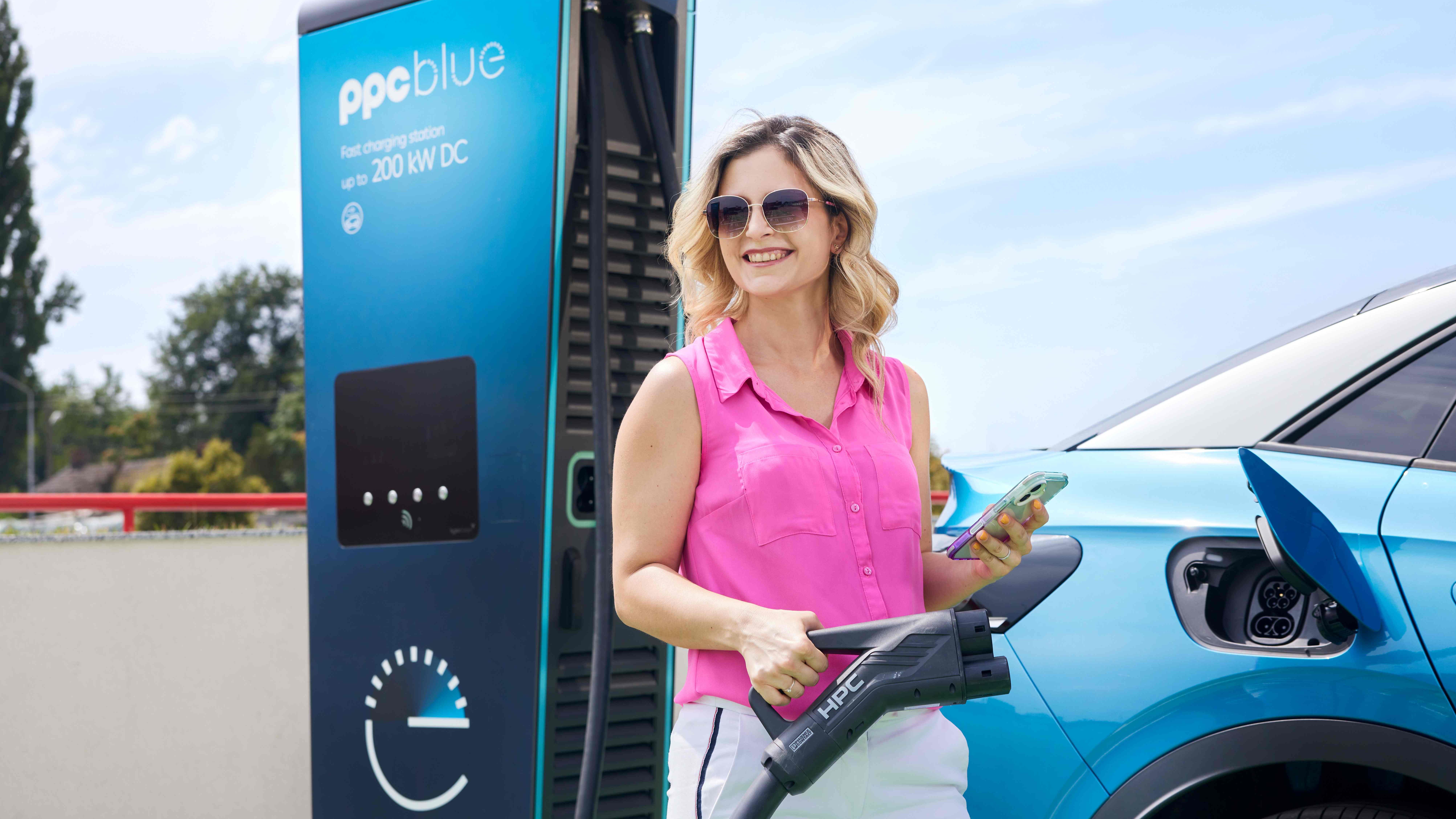 Parteneriat PPC – Dedeman: Stații de încărcare electrică în parcările magazinelor