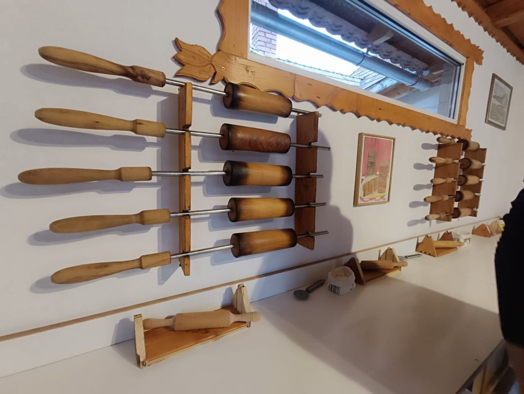 FOTO: Istoria kurtos kalacs: Colacul secuiesc are mai mulți "žverișori" răspândiți Europa - Imagine 1