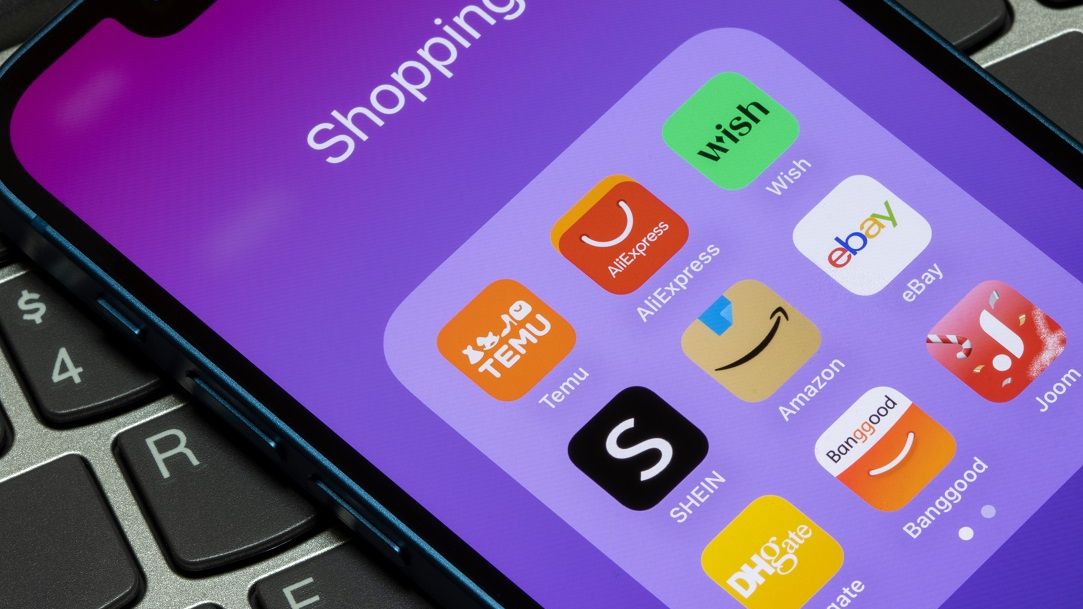 Studiu Shein, Temu sau Boohoo: 33% dintre români spun că au cumpărat online de la aceste magazine