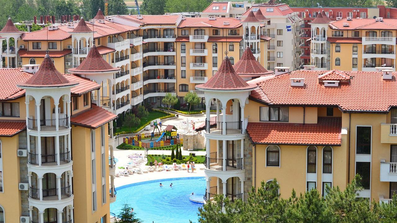 Bulgaria nu mai cazează refugiați ucraineni în hotelurile de la mare. Ce plângeri au apărut