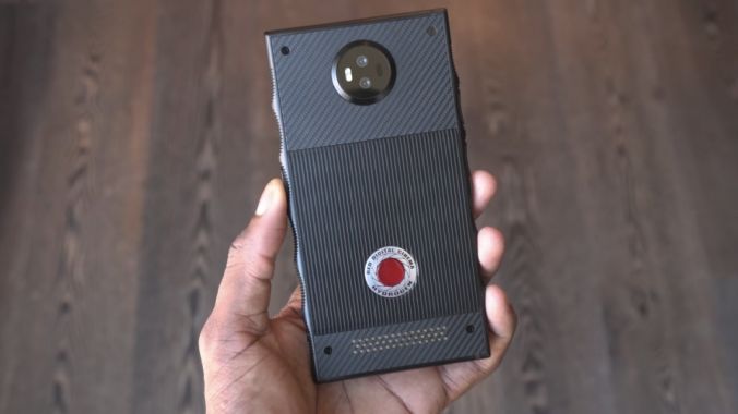 Cum arata telefonul de 1.200 $ de la RED [FOTO]