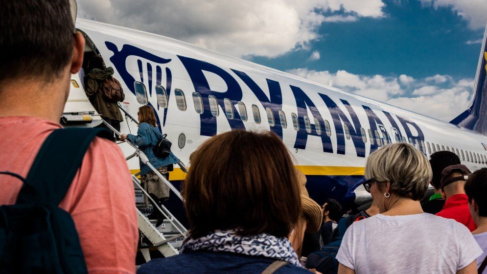 Ryanair avertizează: Biletele de avion s-ar putea scumpi puternic în 2027 dacă prețul petrolului nu scade