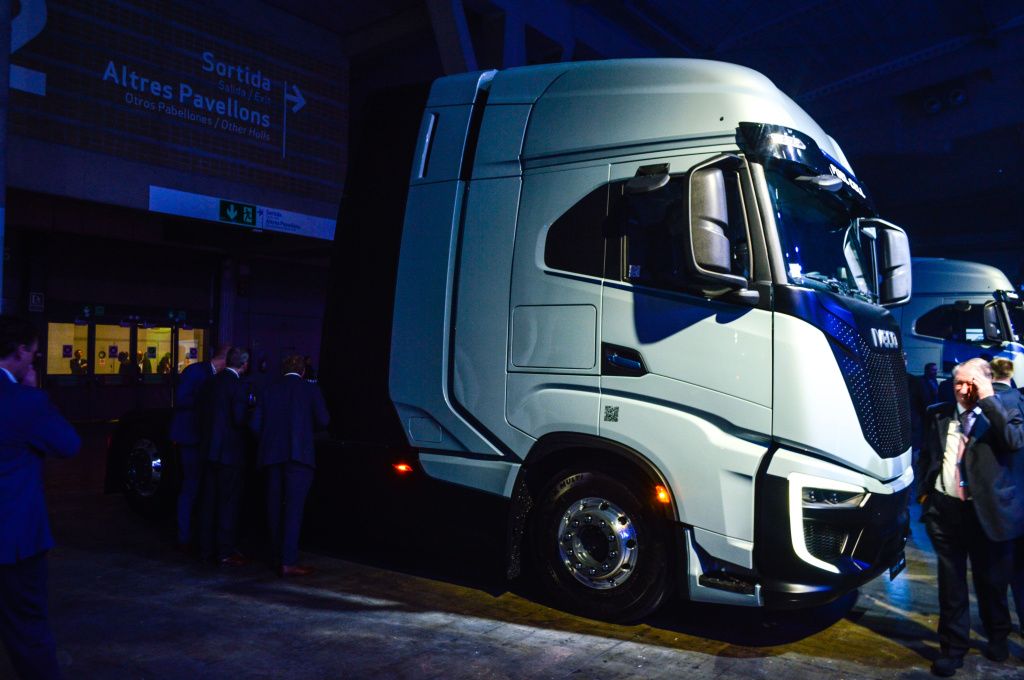 GALERIE FOTO | Iveco prezintă camionul 100% electric S-eWay - Imagine 11