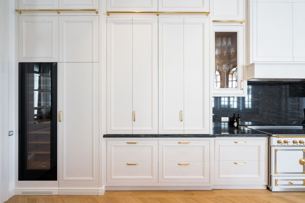 Cum arată un apartament de 2,5 milioane de euro din centrul Capitalei - Imagine 9