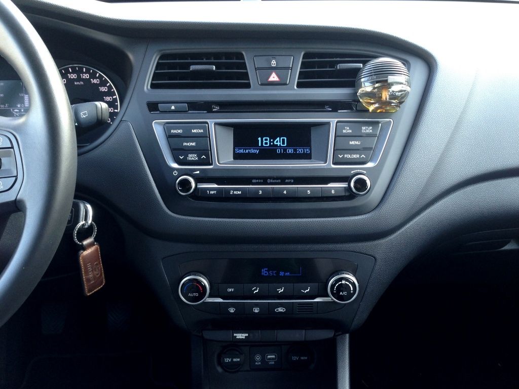Hyundai i20 - Imagine 15