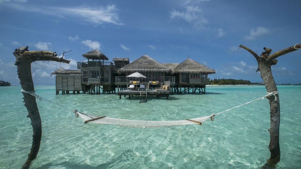 Românii preferă destinațiile exotice în vacanța de iarnă din pandemie: 200% creștere a vânzărilor pentru Maldive