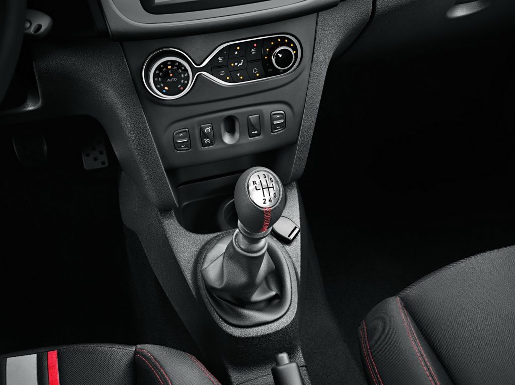 Sandero RS 2.0 - Imagine 24