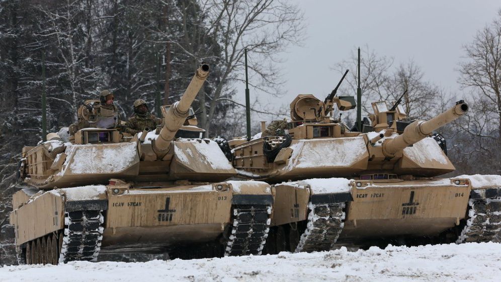 În mare nevoie de tehnică militară nouă, România vrea să cumpere un batalion de tancuri Abrams