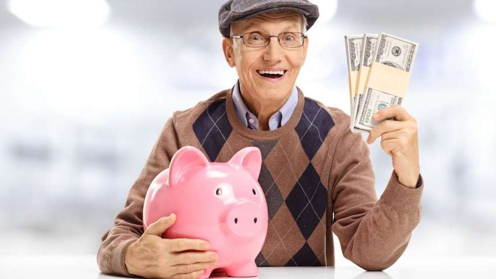 Ce vechime minimă trebuie să ai pentru pensie anticipată? Condițiile de acordare și cum poți calcula suma