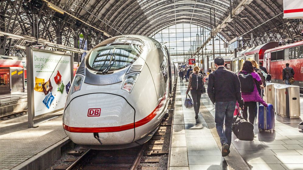 Avertisment MAE: Mecanicii de tren nemți intră în grevă