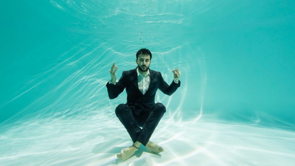 Matei Stănculescu, psihoterapeut: „România e sub nivelul mării la capitolul work-life balance. Sunt diferențe de la cer la pământ față de alte țări”