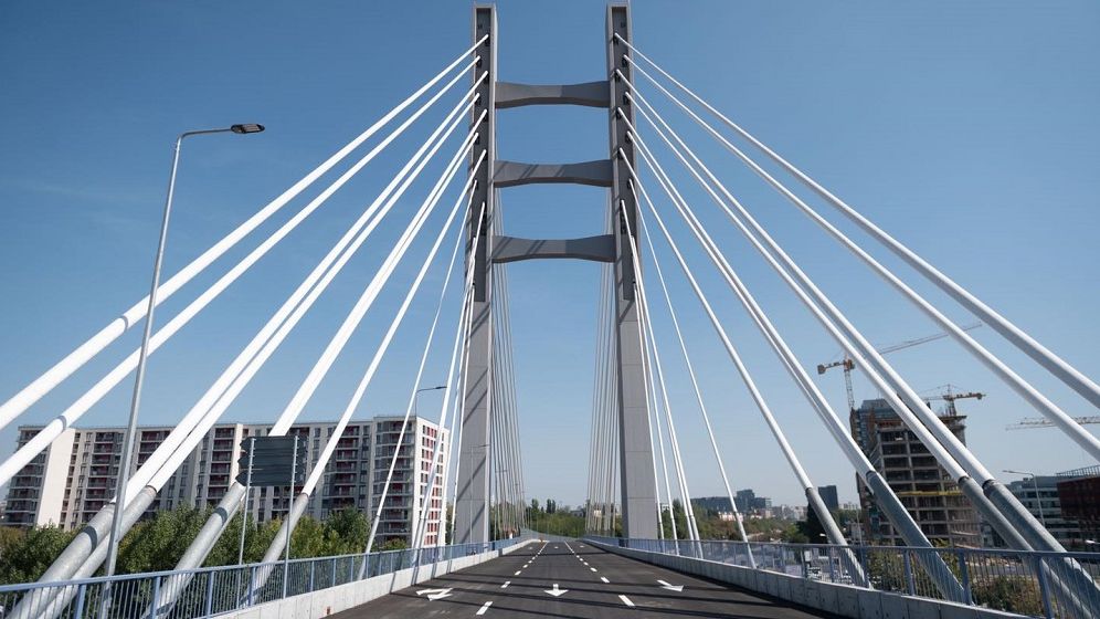 După 14 ani, construcțiile la Podul Ciurel din Captală sunt finalizate. Când va fi dat în folosință