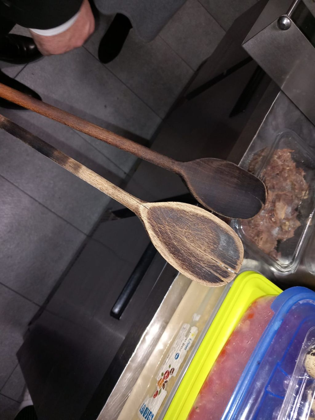 FOTO: ANPC vrea să închidă două restaurante cunoscute din București. Cum arată neregulile - Imagine 11