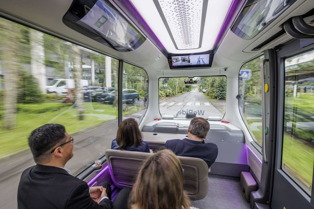 GALERIE FOTO | Renault va dezvolta autobuze autonome - Imagine 6