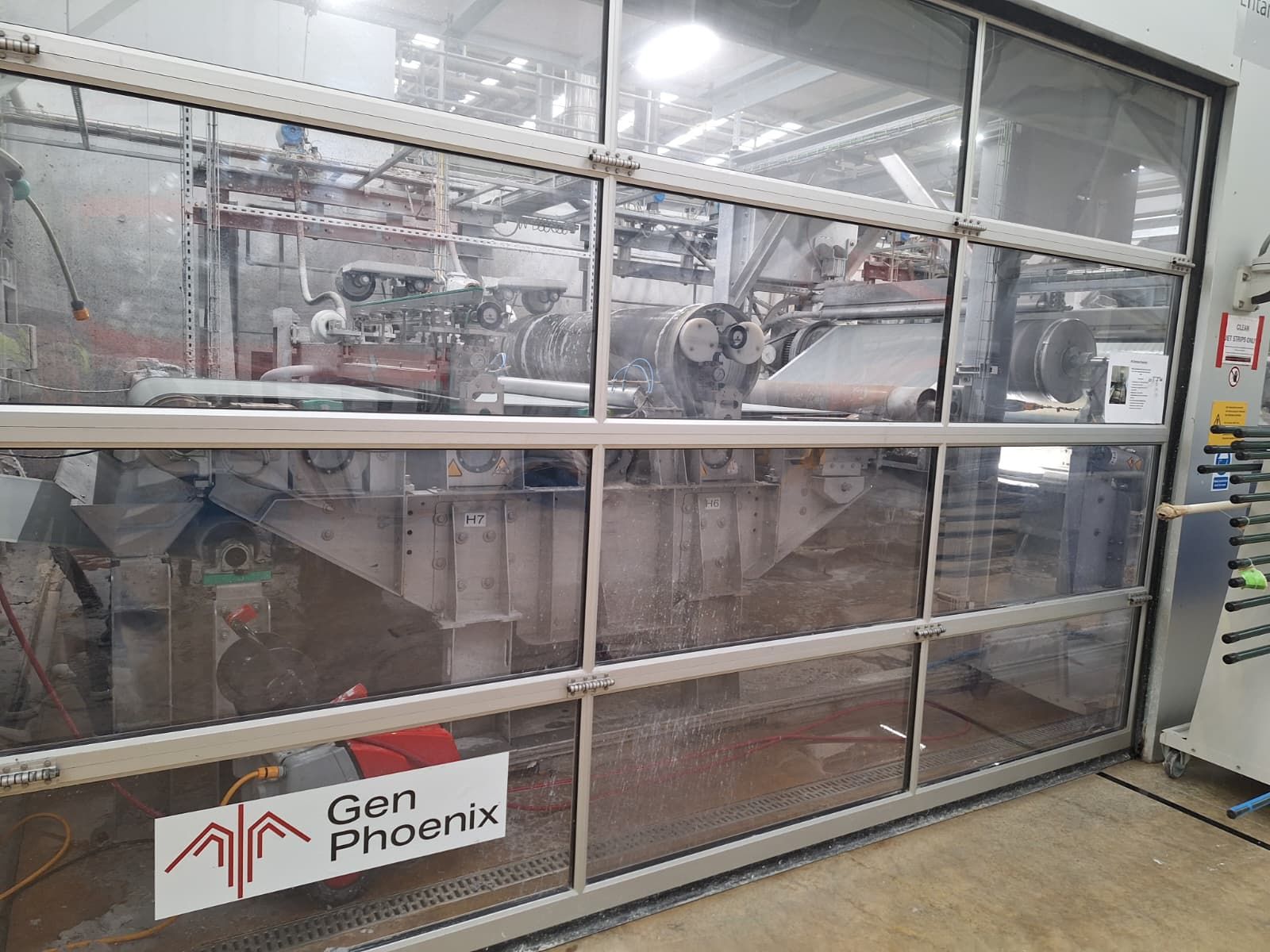 FOTO | Economia circulară pe care stai: Care este povestea Gen Phoenix - Poza 11