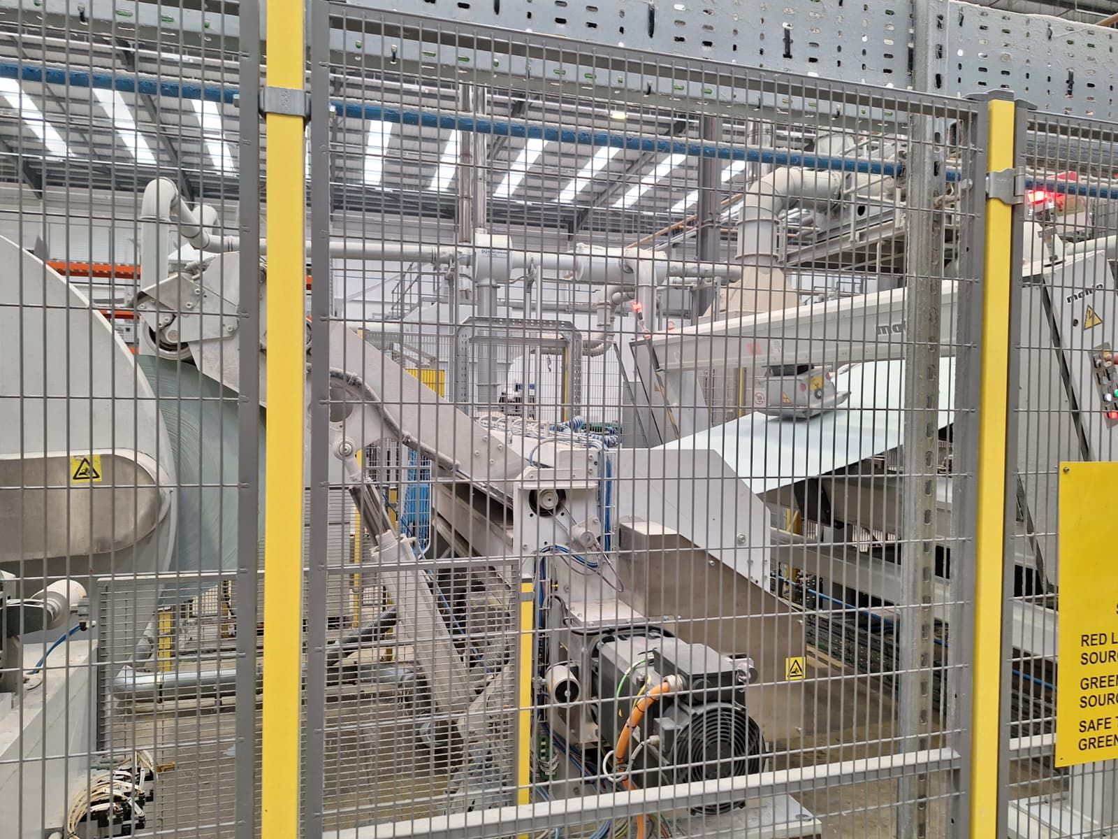 FOTO | Economia circulară pe care stai: Care este povestea Gen Phoenix - Poza 1