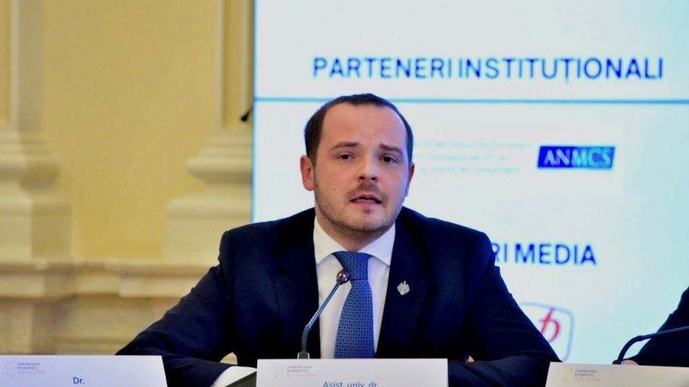 Sancțiuni fără precedent în spitale! Rogobete amenință cu concedierea medicii care trimit pacienții la privat. Ce se întâmplă cu banii de gărzi