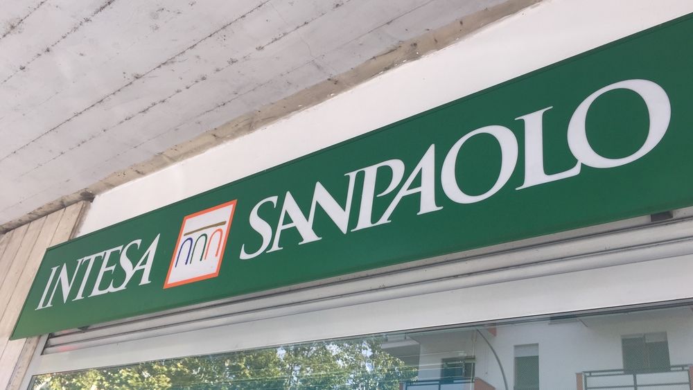 Seful subsidiarelor Intesa Sanpaolo: Iarba este verde in Romania, dar din interior se vede mai greu. Vrem sa ramanem in aceasta tara si ne vom concentra si pe retail