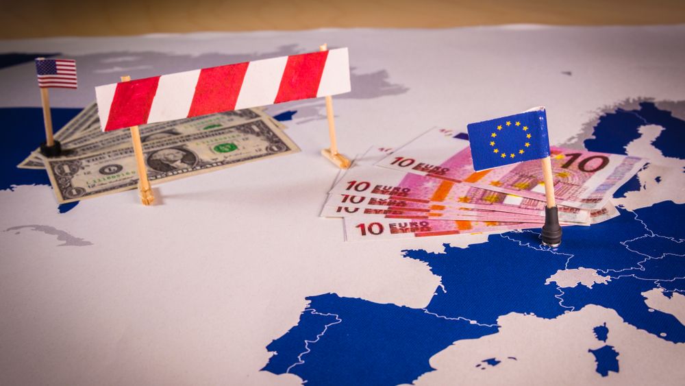 Tarifele lui Trump ar putea duce la recesiune: cum ar putea fi afectați românii?