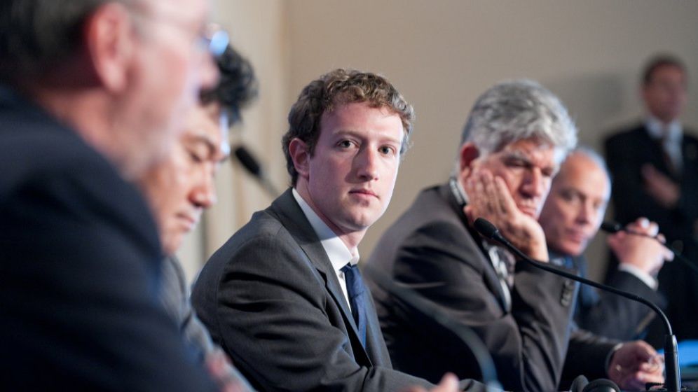 Facebook a luat pulsul în companie. Rezultatul: angajații nu mai au încredere în conducere și vor să plece