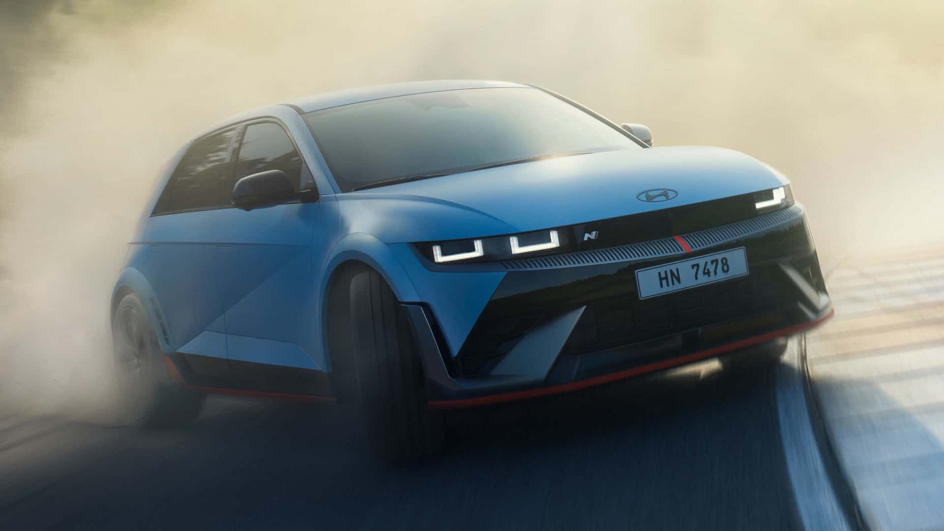 Cea mai nouă mașină electrică Hyundai are 641 de cai putere și o cutie manuală „simulată”