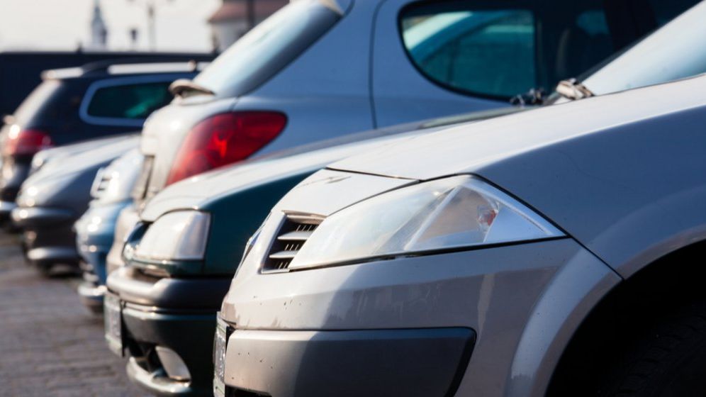 O parte dintre bucureșteni își vor pierde locurile de parcare dacă nu și-au plătit taxele locale