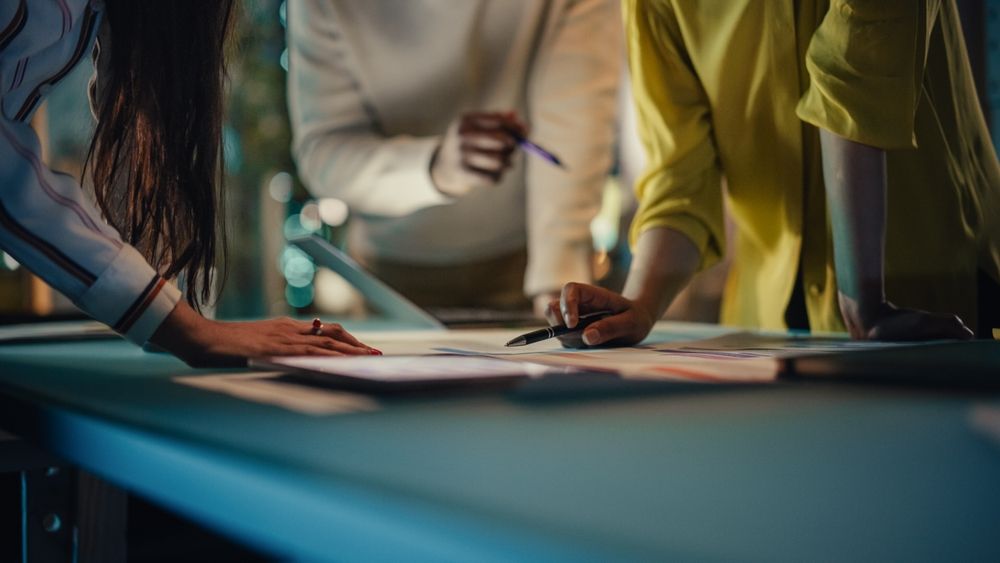 Noi scumpiri în România? Ce estimează managerii pentru următoarele luni
