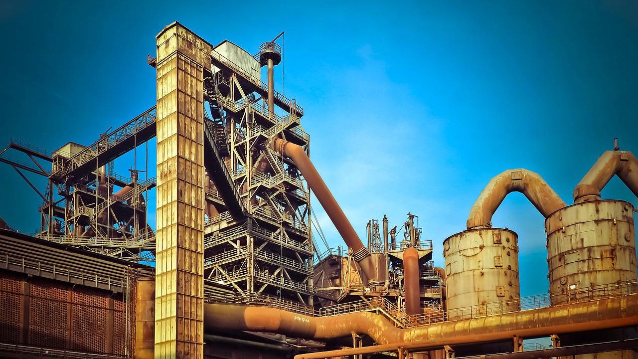 Industria României, în scădere acccentuată. Sectorul energiei este cel mai afectat