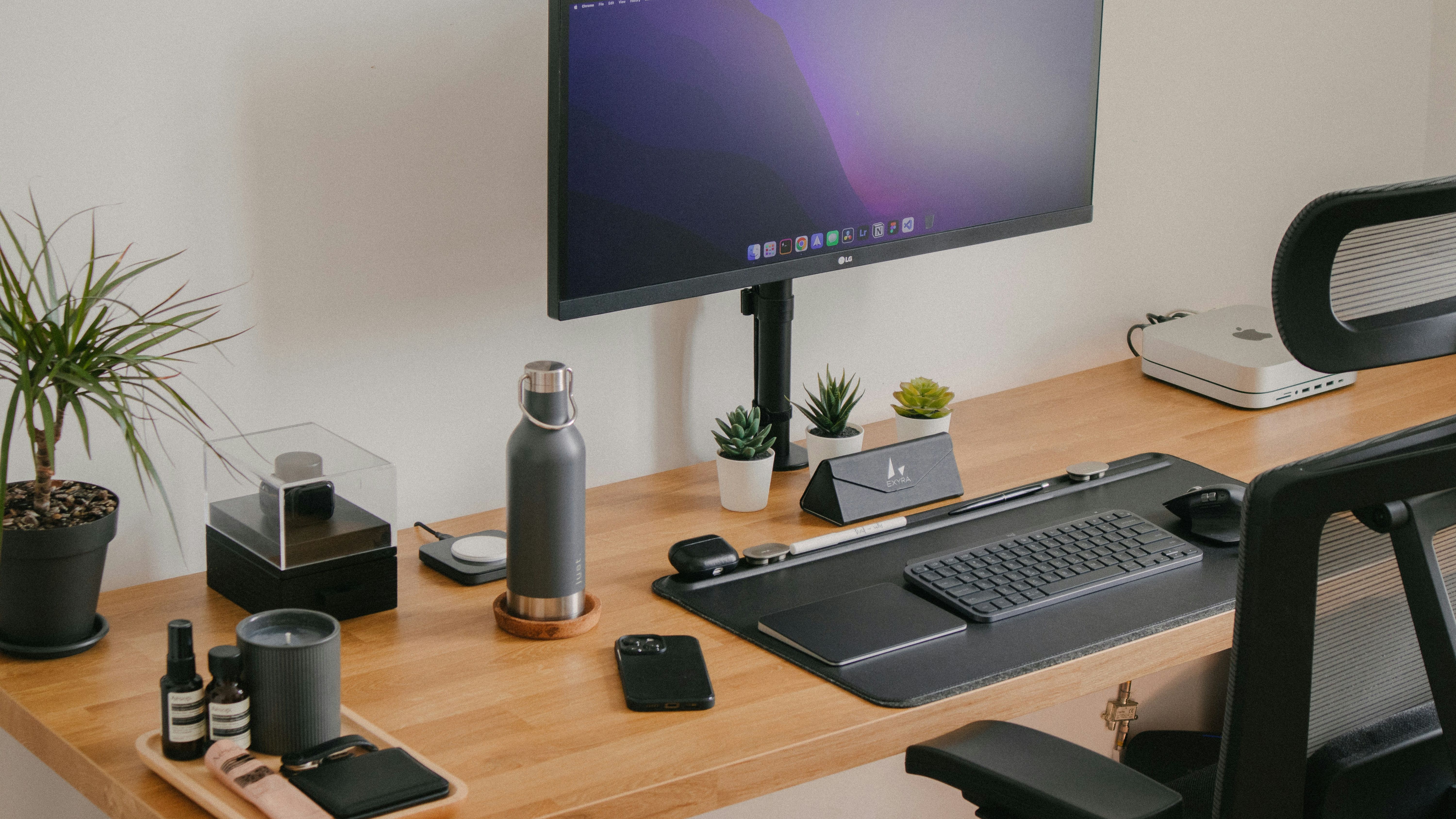 Biroul de acasă, noul standard: Cum îți optimizezi spațiul pentru productivitate maximă în sezonul rece